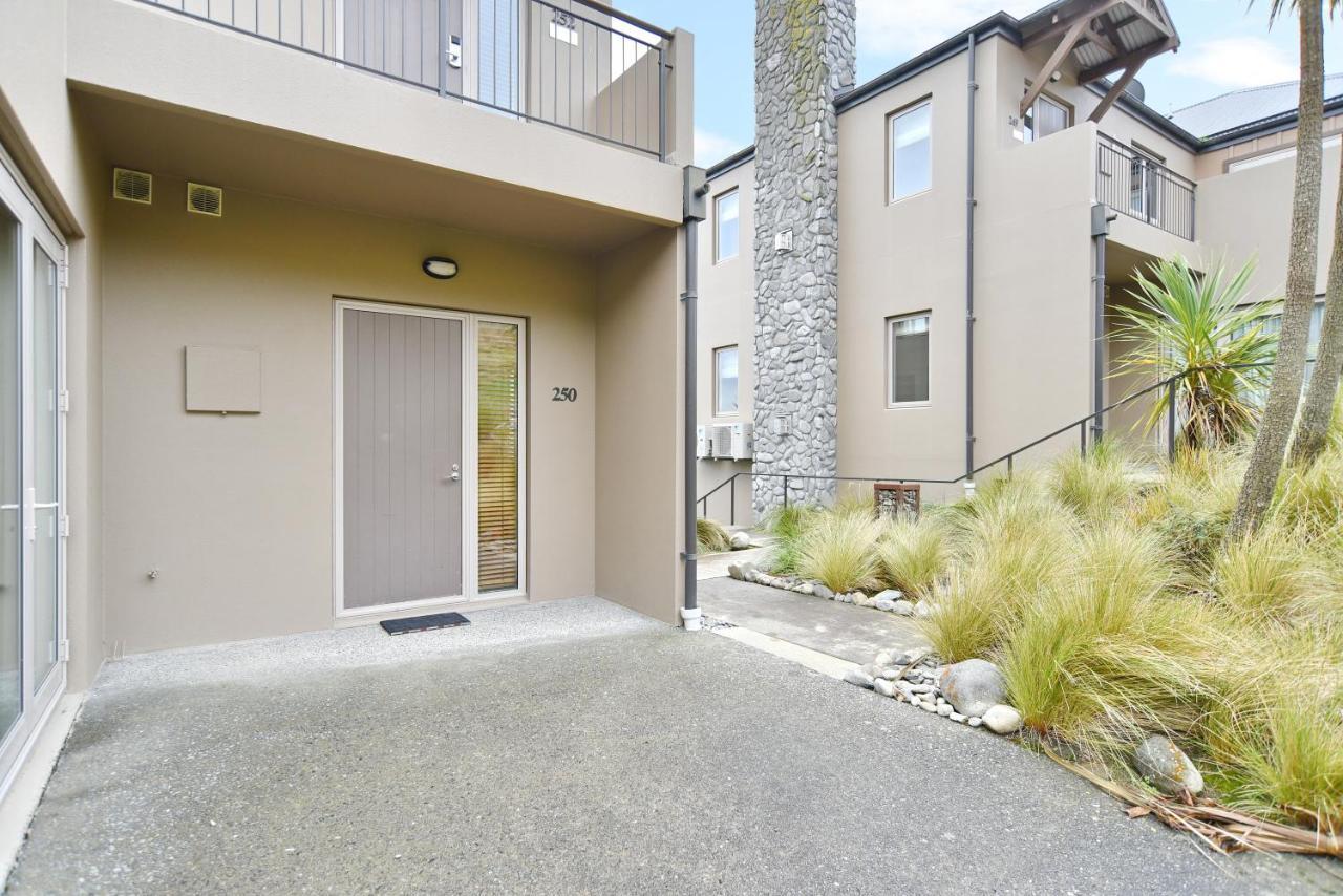 High Country Villa 250 - Terrace Downs Windwhistle Экстерьер фото